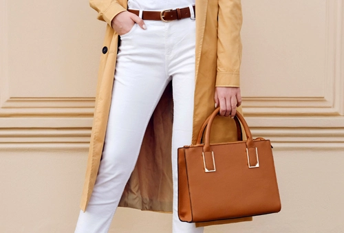 Ceinture fine ajustée